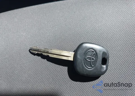 2017 Toyota Tundra Sr 4.6L V8 z USA, uszkodzony, nr VIN 5TFUM5F15HX070194